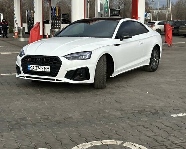 Белый Ауди А5, объемом двигателя 1.98 л и пробегом 40 тыс. км за 34000 $, фото 2 на Automoto.ua