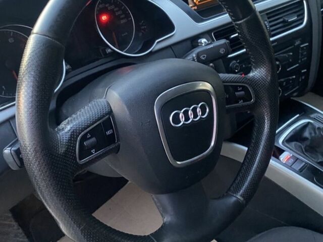 Білий Ауді A5, об'ємом двигуна 2 л та пробігом 205 тис. км за 11000 $, фото 5 на Automoto.ua