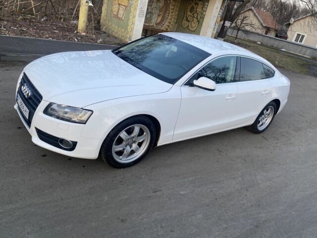 Білий Ауді A5, об'ємом двигуна 2 л та пробігом 205 тис. км за 11000 $, фото 1 на Automoto.ua