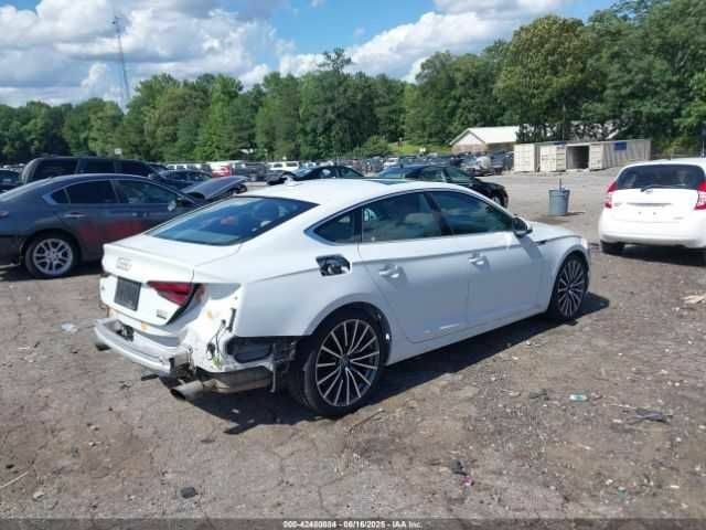 Белый Ауди А5, объемом двигателя 0 л и пробегом 117 тыс. км за 7600 $, фото 4 на Automoto.ua