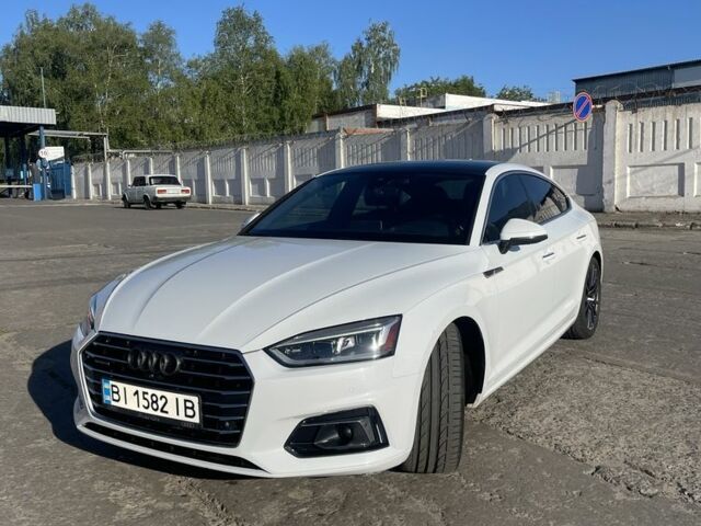 Білий Ауді A5, об'ємом двигуна 2 л та пробігом 115 тис. км за 33200 $, фото 5 на Automoto.ua