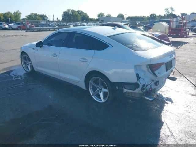 Білий Ауді A5, об'ємом двигуна 2 л та пробігом 105 тис. км за 6500 $, фото 4 на Automoto.ua