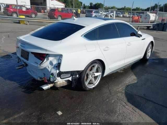 Білий Ауді A5, об'ємом двигуна 2 л та пробігом 105 тис. км за 6500 $, фото 3 на Automoto.ua