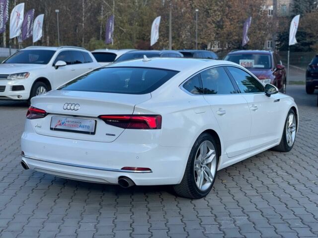 Білий Ауді A5, об'ємом двигуна 2 л та пробігом 100 тис. км за 28100 $, фото 6 на Automoto.ua
