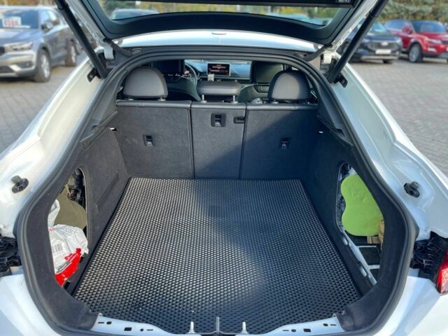 Білий Ауді A5, об'ємом двигуна 2 л та пробігом 100 тис. км за 28100 $, фото 22 на Automoto.ua