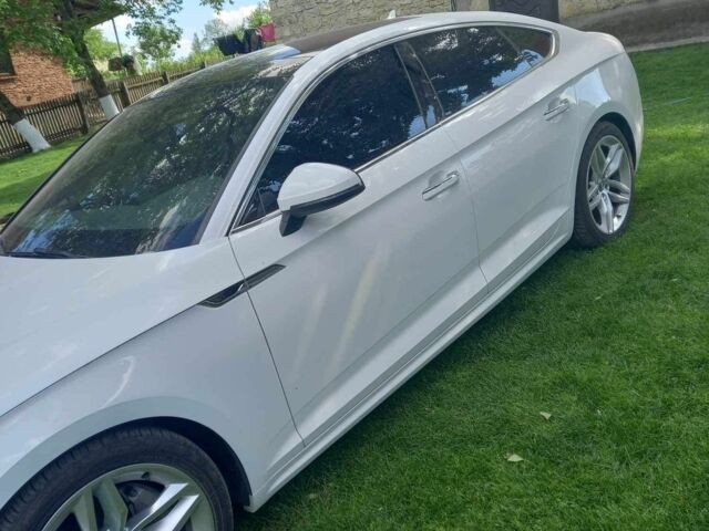 Белый Ауди А5, объемом двигателя 2 л и пробегом 129 тыс. км за 26800 $, фото 2 на Automoto.ua