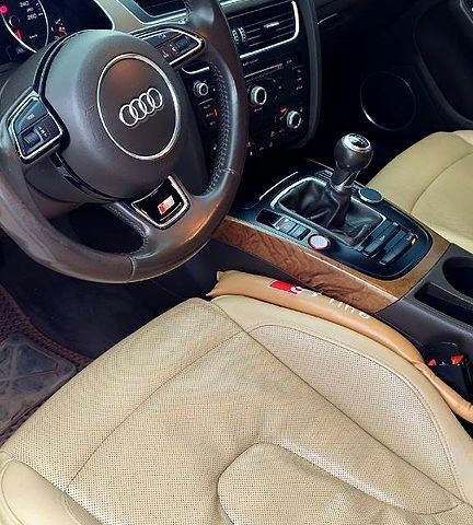 Белый Ауди А5, объемом двигателя 2 л и пробегом 130 тыс. км за 14000 $, фото 8 на Automoto.ua