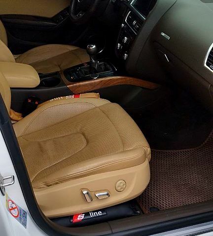 Белый Ауди А5, объемом двигателя 2 л и пробегом 130 тыс. км за 14000 $, фото 9 на Automoto.ua
