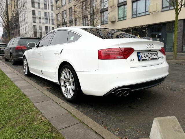 Белый Ауди А5, объемом двигателя 2 л и пробегом 87 тыс. км за 18900 $, фото 2 на Automoto.ua