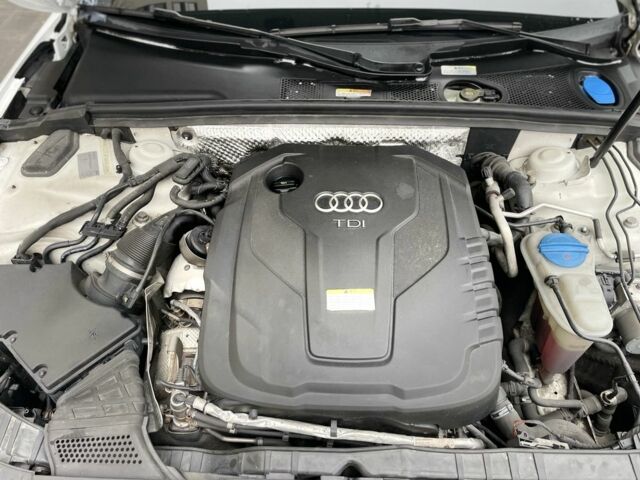 Белый Ауди А5, объемом двигателя 2 л и пробегом 87 тыс. км за 18900 $, фото 18 на Automoto.ua