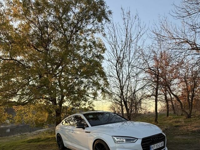 Белый Ауди А5, объемом двигателя 2 л и пробегом 133 тыс. км за 25499 $, фото 9 на Automoto.ua