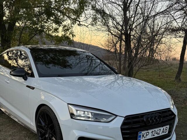 Белый Ауди А5, объемом двигателя 2 л и пробегом 133 тыс. км за 25499 $, фото 1 на Automoto.ua