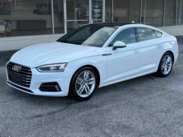 Белый Ауди А5, объемом двигателя 2 л и пробегом 30 тыс. км за 14800 $, фото 2 на Automoto.ua