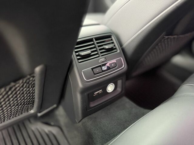 Белый Ауди А5, объемом двигателя 2 л и пробегом 130 тыс. км за 24999 $, фото 7 на Automoto.ua