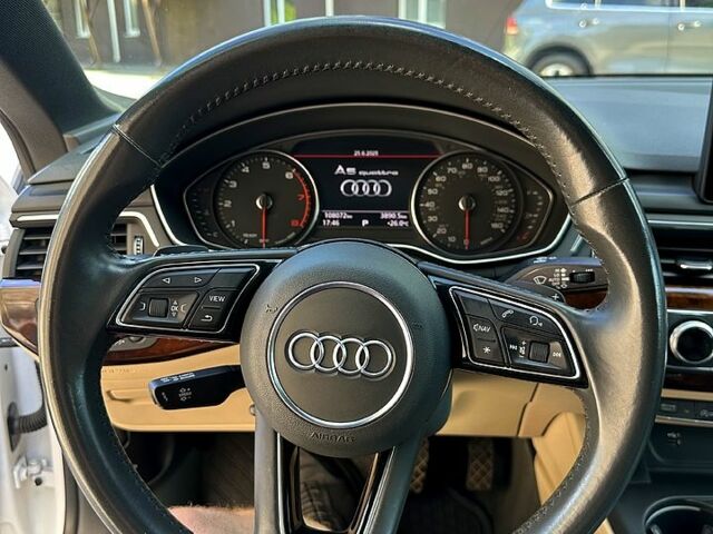 Белый Ауди А5, объемом двигателя 2 л и пробегом 108 тыс. км за 27000 $, фото 5 на Automoto.ua