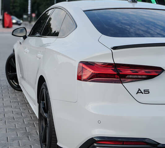 Білий Ауді A5, об'ємом двигуна 1.98 л та пробігом 46 тис. км за 43800 $, фото 12 на Automoto.ua