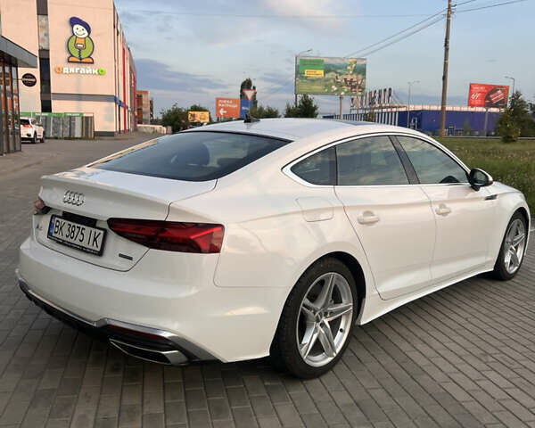 Белый Ауди А5, объемом двигателя 1.98 л и пробегом 58 тыс. км за 28000 $, фото 13 на Automoto.ua