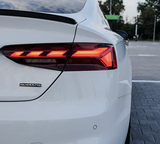 Білий Ауді A5, об'ємом двигуна 1.98 л та пробігом 46 тис. км за 43800 $, фото 18 на Automoto.ua