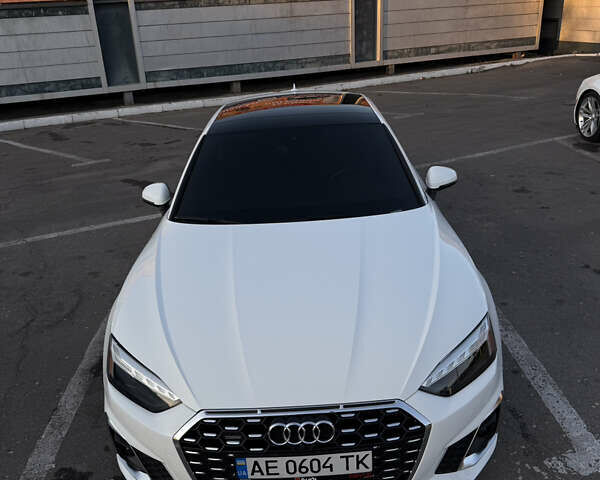 Білий Ауді A5, об'ємом двигуна 1.98 л та пробігом 97 тис. км за 32500 $, фото 6 на Automoto.ua