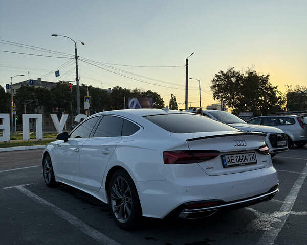 Білий Ауді A5, об'ємом двигуна 1.98 л та пробігом 97 тис. км за 32500 $, фото 2 на Automoto.ua