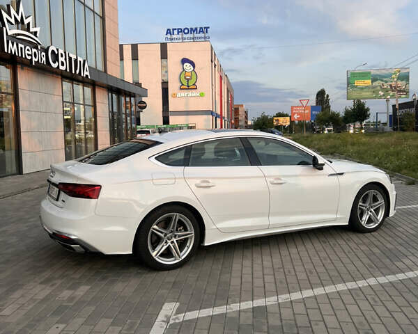 Белый Ауди А5, объемом двигателя 1.98 л и пробегом 58 тыс. км за 28000 $, фото 15 на Automoto.ua