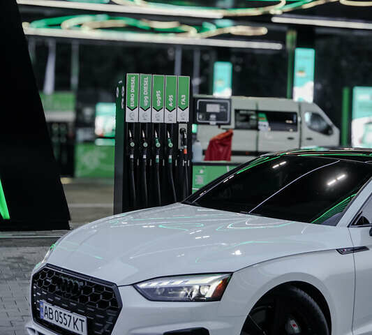 Білий Ауді A5, об'ємом двигуна 1.98 л та пробігом 46 тис. км за 43800 $, фото 1 на Automoto.ua