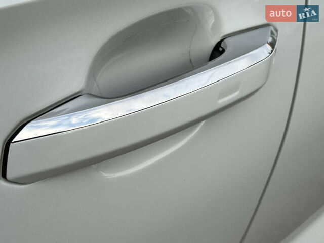 Белый Ауди А5, объемом двигателя 2 л и пробегом 143 тыс. км за 29999 $, фото 16 на Automoto.ua