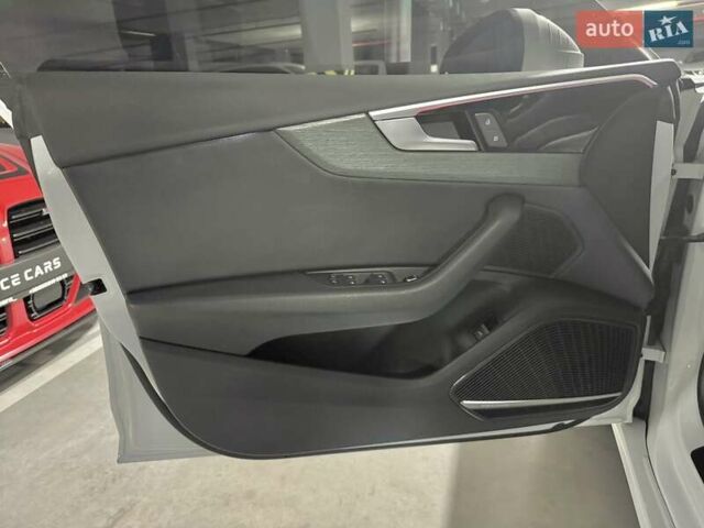 Белый Ауди А5, объемом двигателя 1.98 л и пробегом 115 тыс. км за 31200 $, фото 15 на Automoto.ua