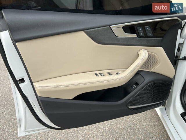 Белый Ауди А5, объемом двигателя 2 л и пробегом 143 тыс. км за 29999 $, фото 35 на Automoto.ua