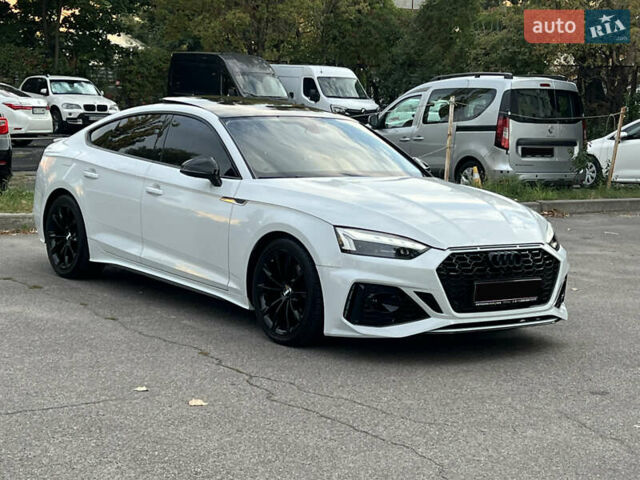 Белый Ауди А5, объемом двигателя 2 л и пробегом 143 тыс. км за 31900 $, фото 2 на Automoto.ua