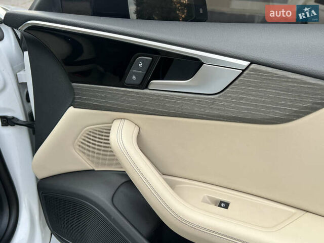 Белый Ауди А5, объемом двигателя 2 л и пробегом 143 тыс. км за 29999 $, фото 38 на Automoto.ua