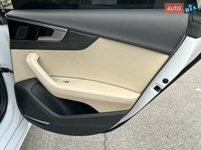 Белый Ауди А5, объемом двигателя 2 л и пробегом 143 тыс. км за 29999 $, фото 41 на Automoto.ua