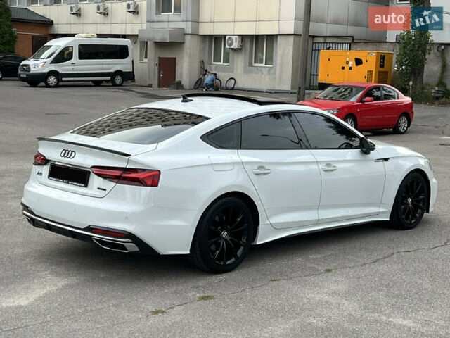 Белый Ауди А5, объемом двигателя 2 л и пробегом 143 тыс. км за 31900 $, фото 4 на Automoto.ua