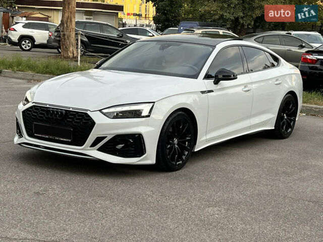 Белый Ауди А5, объемом двигателя 2 л и пробегом 143 тыс. км за 29999 $, фото 3 на Automoto.ua