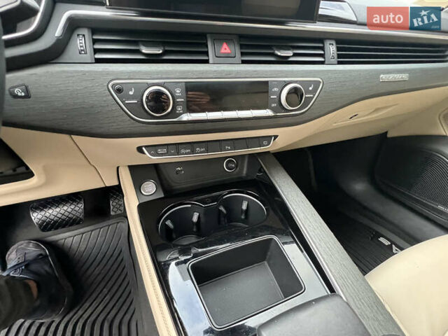 Белый Ауди А5, объемом двигателя 2 л и пробегом 143 тыс. км за 29999 $, фото 28 на Automoto.ua