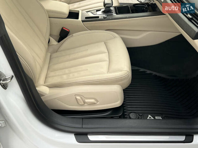 Белый Ауди А5, объемом двигателя 2 л и пробегом 143 тыс. км за 29999 $, фото 32 на Automoto.ua
