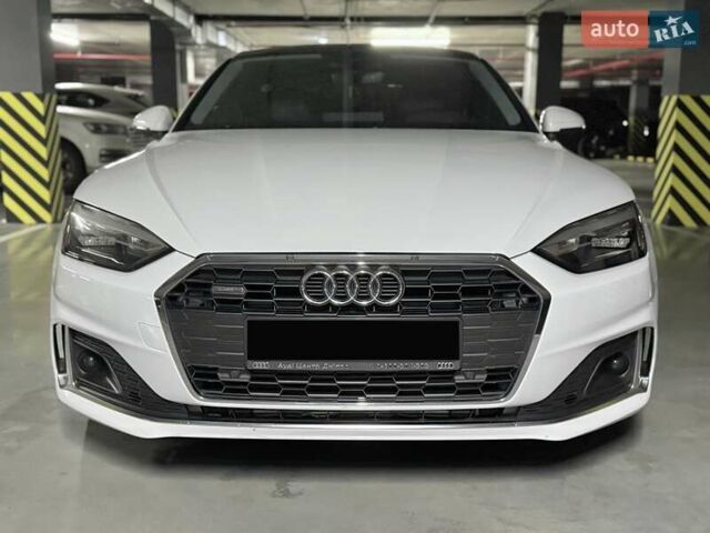 Белый Ауди А5, объемом двигателя 1.98 л и пробегом 115 тыс. км за 31200 $, фото 1 на Automoto.ua