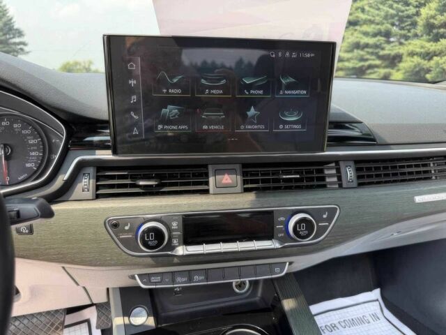 Белый Ауди А5, объемом двигателя 2 л и пробегом 34 тыс. км за 13500 $, фото 11 на Automoto.ua