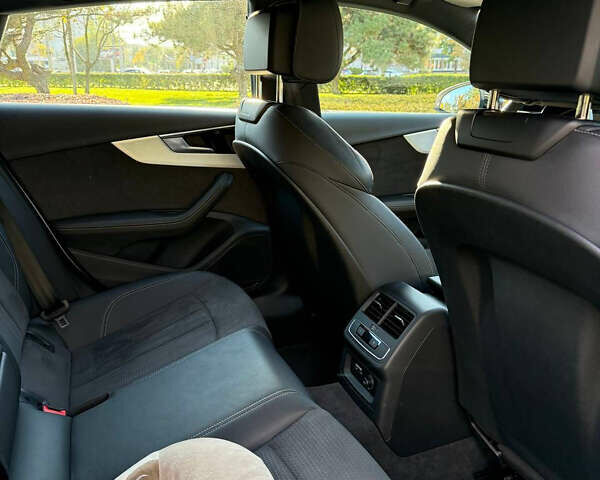 Білий Ауді A5, об'ємом двигуна 1.98 л та пробігом 58 тис. км за 45000 $, фото 13 на Automoto.ua