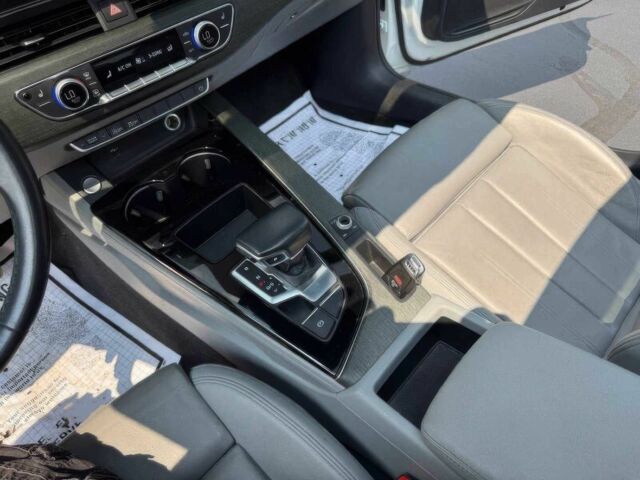 Белый Ауди А5, объемом двигателя 2 л и пробегом 34 тыс. км за 13500 $, фото 10 на Automoto.ua