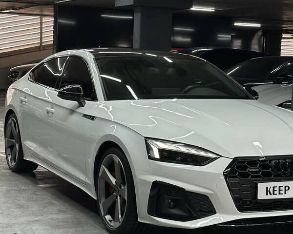 Белый Ауди А5, объемом двигателя 1.98 л и пробегом 37 тыс. км за 37900 $, фото 7 на Automoto.ua