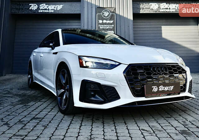 Белый Ауди А5, объемом двигателя 2 л и пробегом 34 тыс. км за 43200 $, фото 2 на Automoto.ua