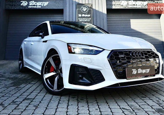 Белый Ауди А5, объемом двигателя 2 л и пробегом 34 тыс. км за 43200 $, фото 1 на Automoto.ua