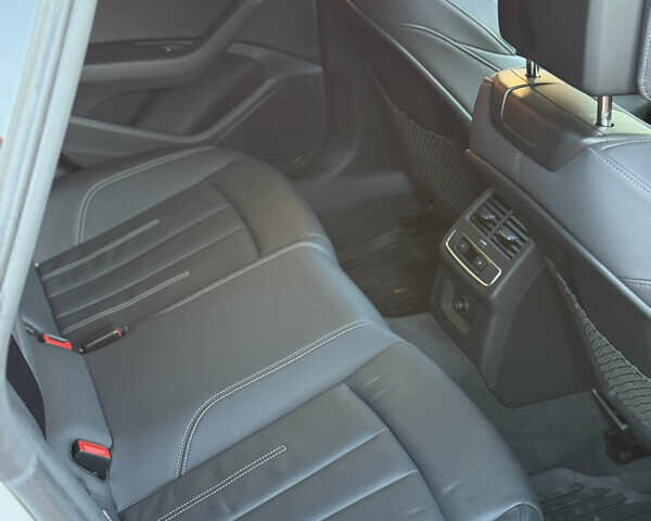 Белый Ауди А5, объемом двигателя 2 л и пробегом 58 тыс. км за 36900 $, фото 13 на Automoto.ua