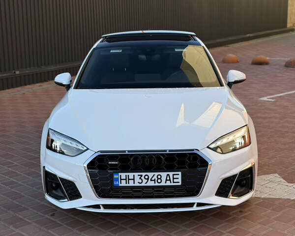 Белый Ауди А5, объемом двигателя 2 л и пробегом 58 тыс. км за 36900 $, фото 1 на Automoto.ua