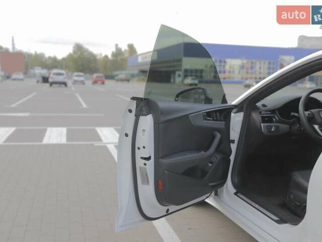 Білий Ауді A5, об'ємом двигуна 1.98 л та пробігом 13 тис. км за 41500 $, фото 12 на Automoto.ua