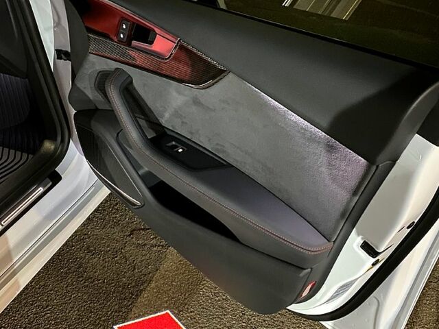 Білий Ауді A5, об'ємом двигуна 3 л та пробігом 12 тис. км за 53000 $, фото 11 на Automoto.ua