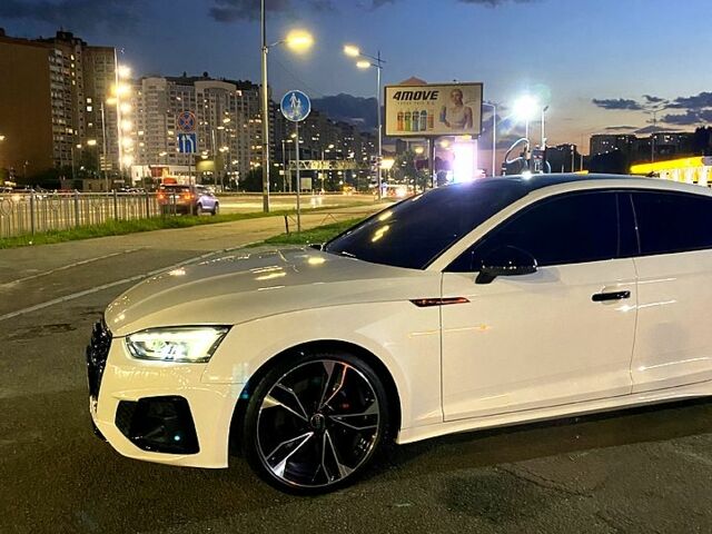 Білий Ауді A5, об'ємом двигуна 3 л та пробігом 12 тис. км за 53000 $, фото 5 на Automoto.ua