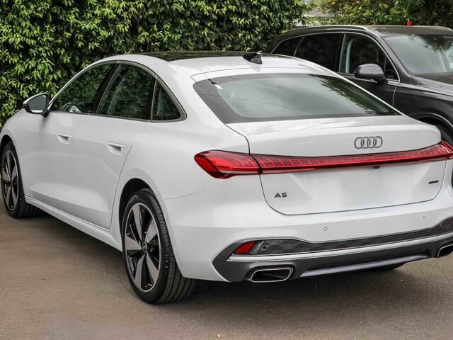 Білий Ауді A5, об'ємом двигуна 2 л та пробігом 10 тис. км за 16000 $, фото 5 на Automoto.ua