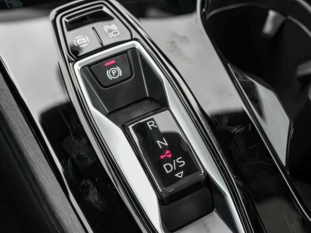 Білий Ауді A5, об'ємом двигуна 2 л та пробігом 10 тис. км за 16000 $, фото 8 на Automoto.ua